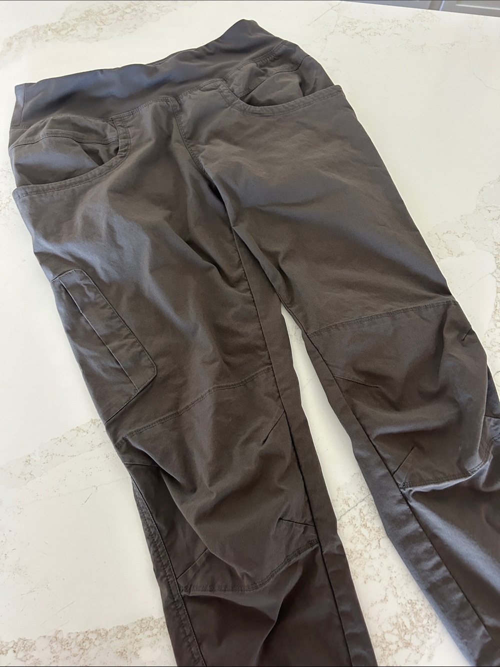Prana Woman’s Elastic Waist Casual Utility Pants/Joggers in dark gray SZ Large